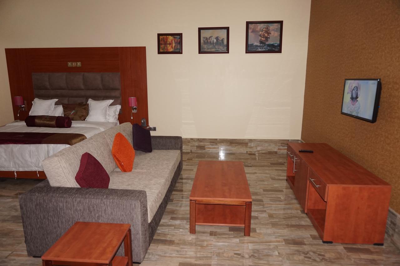 Aenon Suites Oshogbo Dış mekan fotoğraf